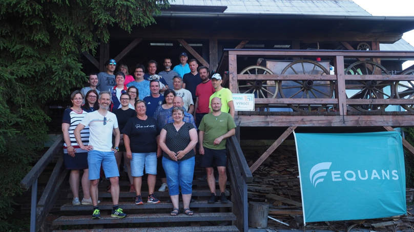 Pravidelně se potkáváme na firemních akcích u piva