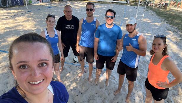 Beach volejbal po práci/Beach volleyball after work