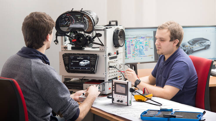 Práce na Test bench