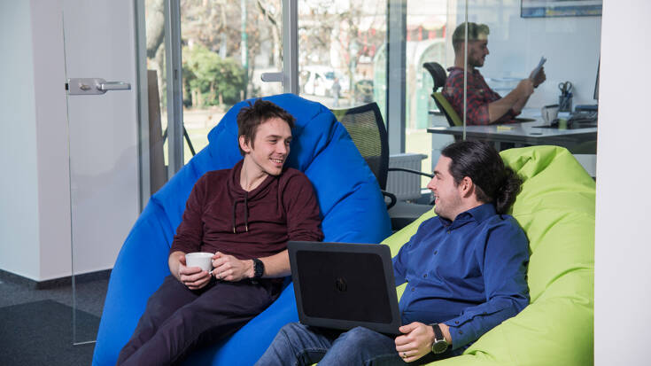 Neformální pracovní atmosféra