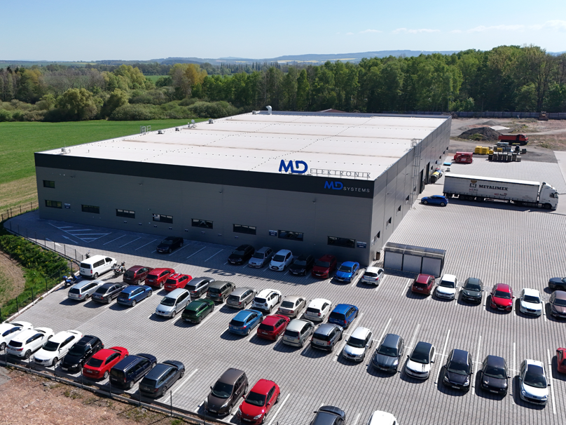 Nová moderní hala MD ELEKTRONIK v Mantově