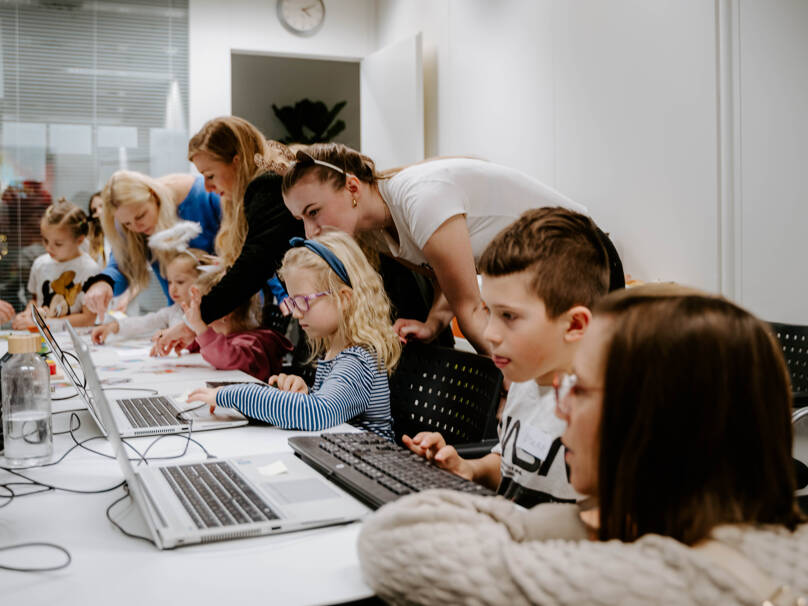 Den otevřených dveří na IT pro naše budoucí generace